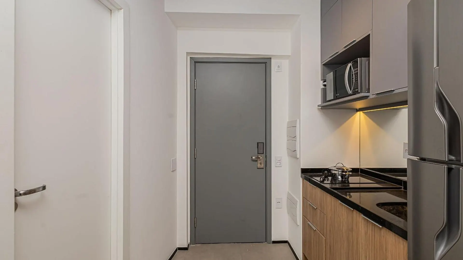 Studio 401 Jardins - Completo Luxo São Paulo 0*,  Brésil